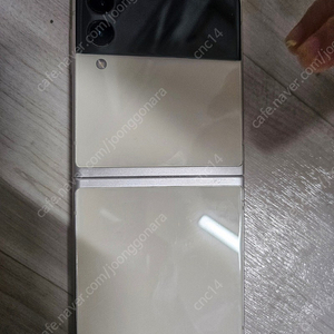 갤럭시 Z플립3 화이트 판매합니다