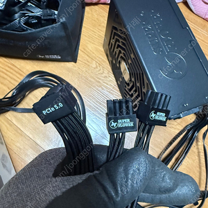 [풀박] 슈퍼플라워 SF-1000F14MP LEADEX PLATINUM SE 파워서플라이 팝니다.
