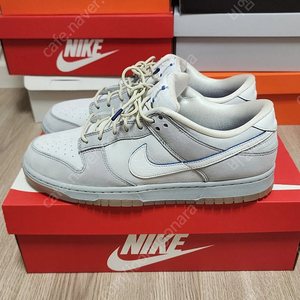 나이키 덩크로우 DX3722-001 290사이즈 새상품 입니다