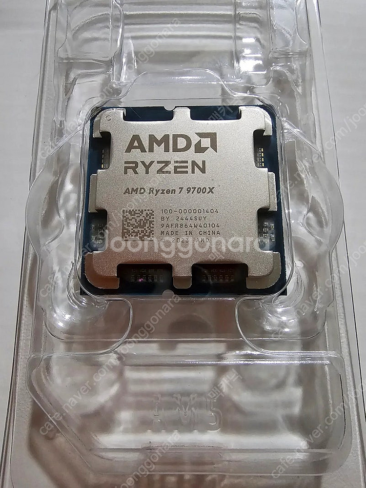 AMD 라이젠 7 9700X 미개봉 새제품--0