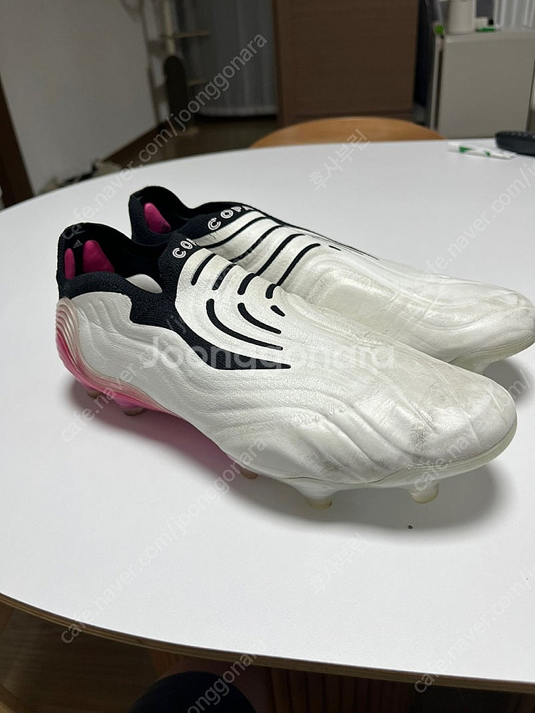 (*가격내림*)안 신는 축구화 처분합니다.(모두 270...--1