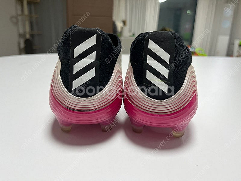 (*가격내림*)안 신는 축구화 처분합니다.(모두 270...--4