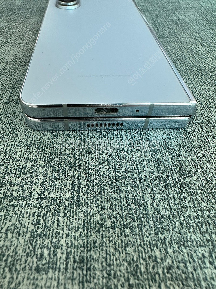 갤럭시Z폴드5 512G 블루 내부액정 미세한 점 멍 무...--6