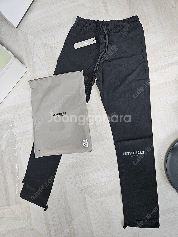 피어오브갓 에센셜 트랙팬츠 20ss 블랙 XS--0