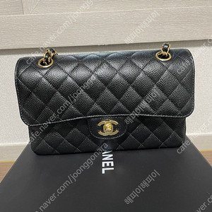 샤넬 클래식스몰 금장 새상품급