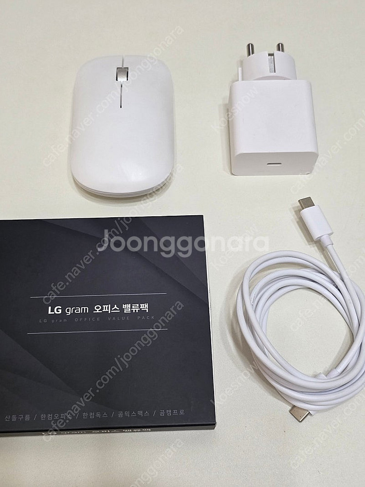 LG 그램 프로 17인치 17ZD90SP-GX79K--9