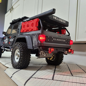 엑시얼 글레디에이터 트랙사스 trx4