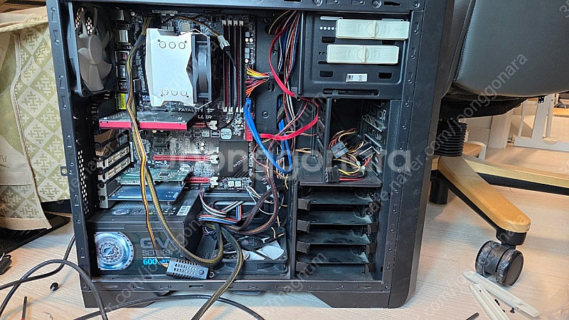 컴퓨터본체 hdd 제외 i5 4670 gtx970 z8...--5