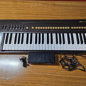 YAMAHA CE20 신디사이저 전자올겐