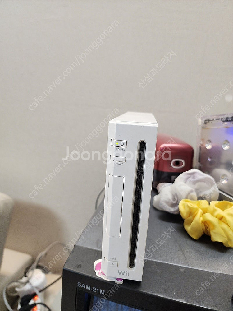 wii 1인셋 팝니다. 패밀리 피싱 컨트롤러 포함.--4