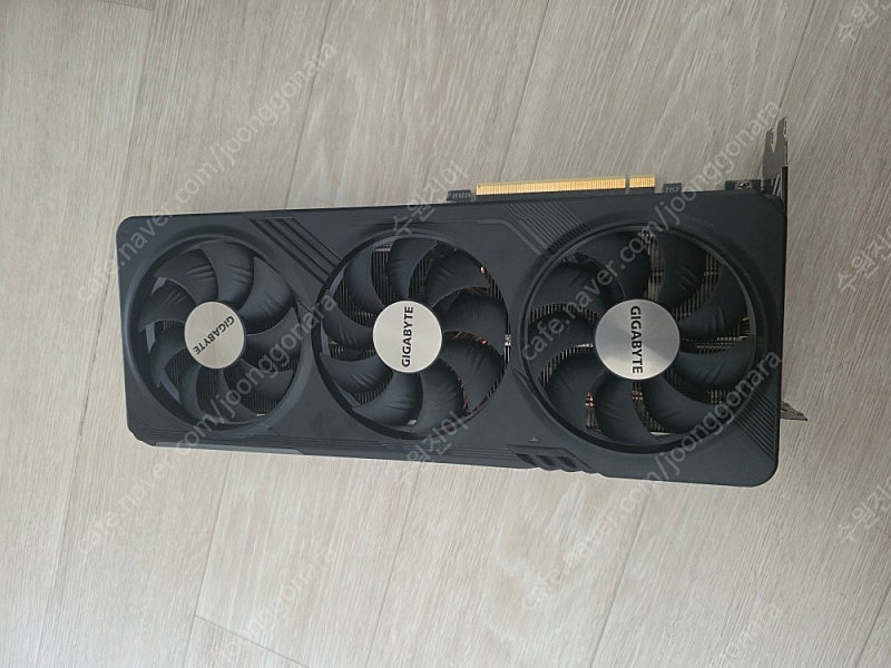 긱바4070ti super 게이밍oc 팝니다--1