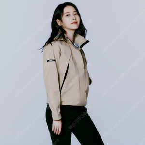 블랙야크 여성 AWC 3L 레인자켓 95 아이유 착용 10만원 팝니다
