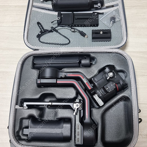 로닌 dji rs3 짐벌 +핸들+전용가방 판매합니다