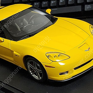 1:18 오토아트 쉐보레 콜벳 c6 z06 판매합니다