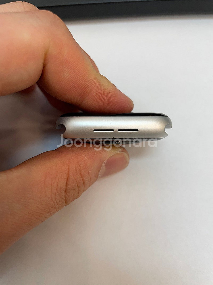 애플워치SE 44mm 나이키 블랙 배터리89% 상태좋은...--4