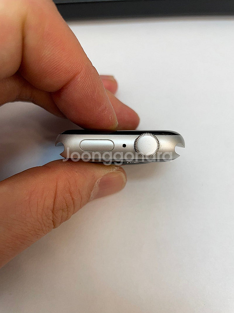애플워치SE 44mm 나이키 블랙 배터리89% 상태좋은...--5