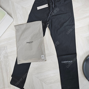 피어오브갓 에센셜 트랙팬츠 20ss 블랙 XS