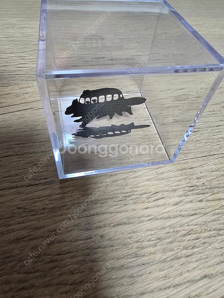 지브리미술관 토토로 실루엣 오브제--0