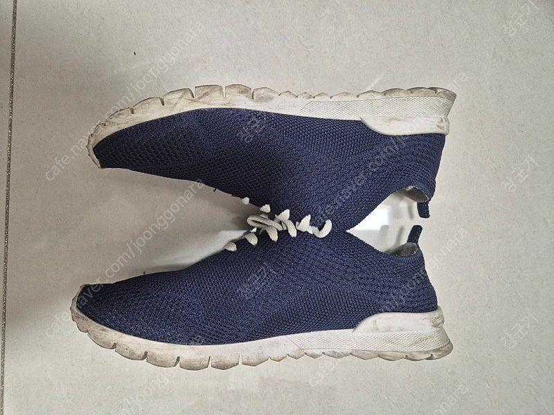 키톤 매쉬 스니커즈 7사이즈 팝니다--2