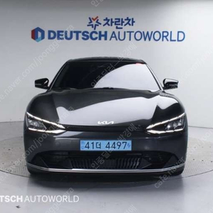 중고차 기아 EV6 롱 레인지 2WD 에어 23년형 39,000키로 중고차전액할부 ★ 여유자금 ★ 수원 ★
