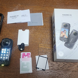 인스타360 X3 팝니다.