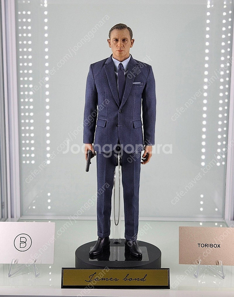 핫토이X작가작 007 작가작 피규어 버피 토리박스 12...--3