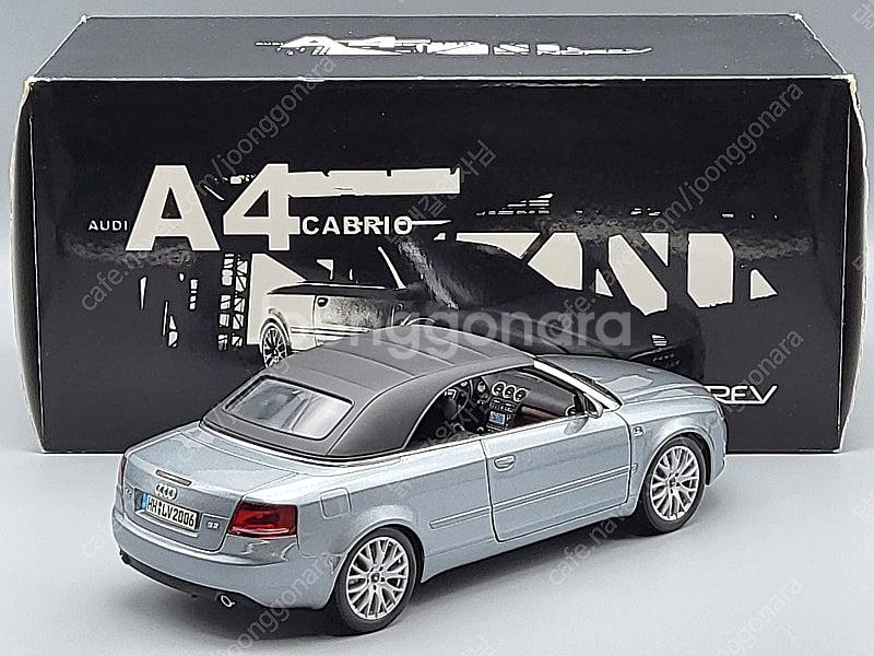 1:18 스케일 아우디, BMW 자동차 다이캐스트 모형...--9