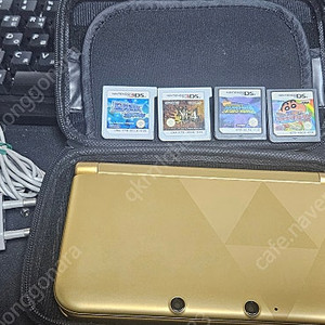 닌텐도3DS 신들의 트라이포스 에디션 판매합니다