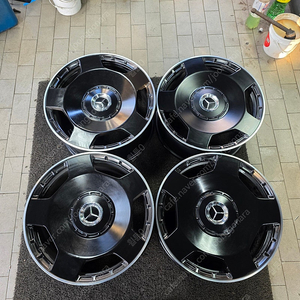 [ 중고 ] 벤츠 G63 AMG 스타일 20인치 블랙 휠 팝니다. ( S클래스 / E클래스 추천 )