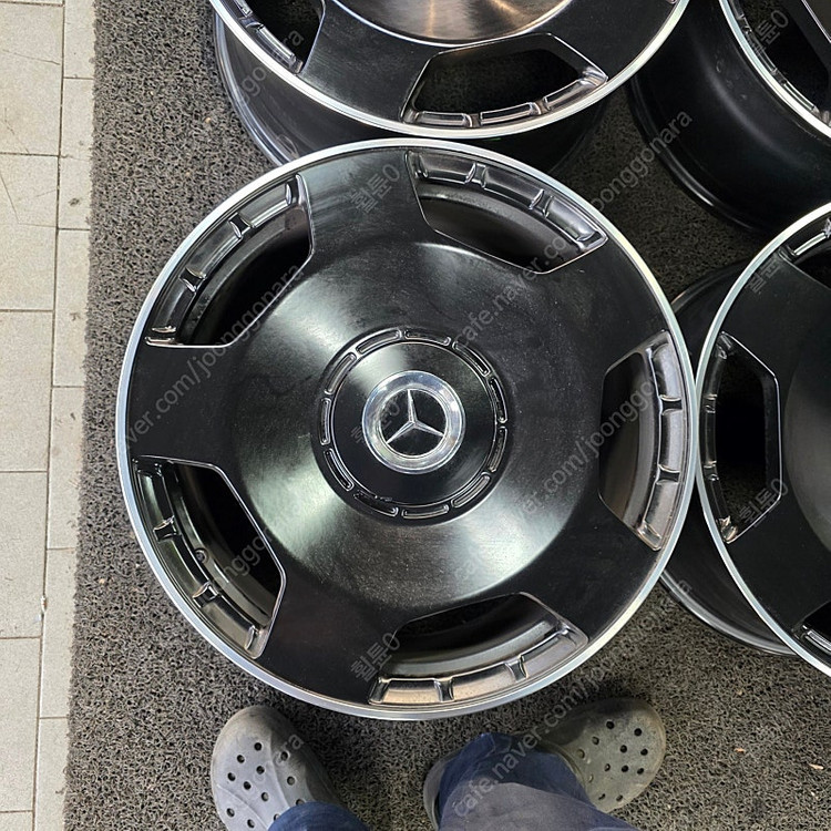 [ 중고 ] 벤츠 G63 AMG 스타일 20인치 블랙 휠 팝니다. ( S클래스 / E클래스 추천 ) 이미지