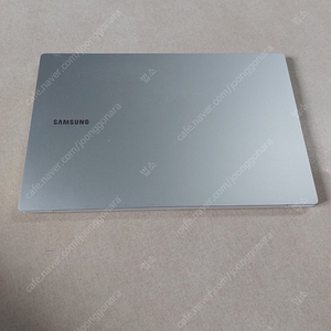 삼성 갤럭시북 프로 NT930XDY-A51AS 팝니다 키보드 마우스 풀셋 노트북