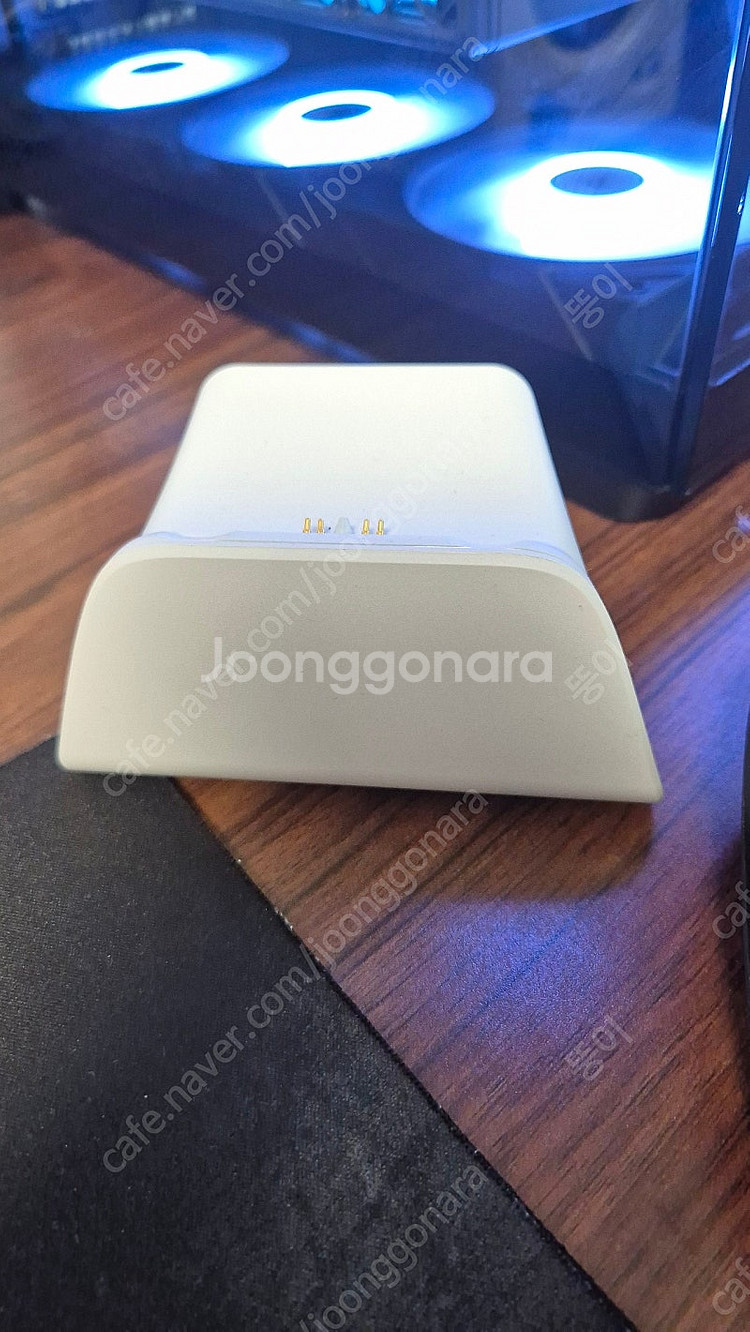 듀얼센스 블랙+ 충전독 팝니다--2