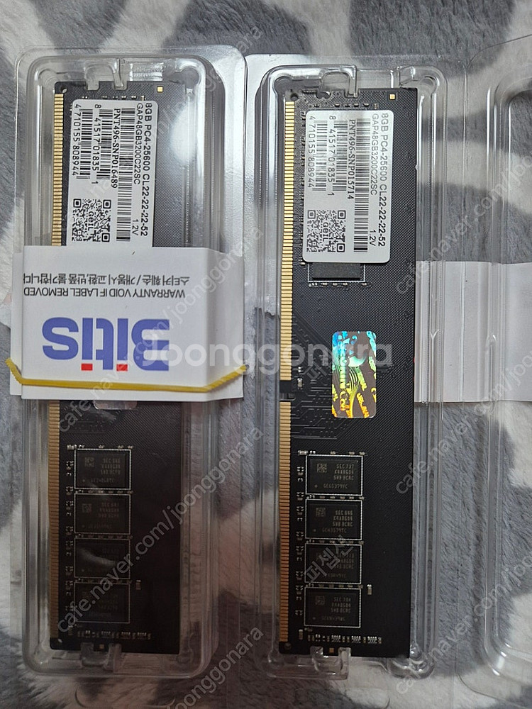 메모리 램 ddr4 3200. 8g x 2개. 현금판매--0