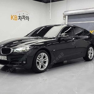 @17년식 그란투리스모(GT) 3시리즈 GT 320d xDrive 스포츠 전국최저가격저신용전액할부최대72개월현금카드리스할부저렴하고 가성비 있는 차량?