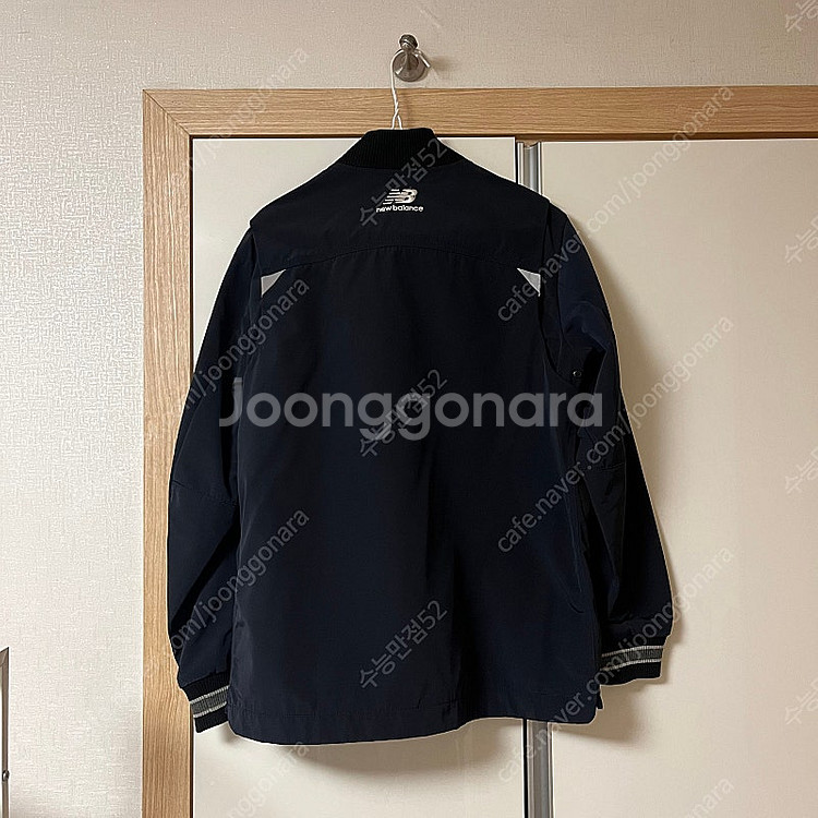 뉴발란스 점퍼--1