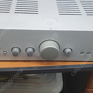 캠브리지오디오 azur 640A 판매합니다.