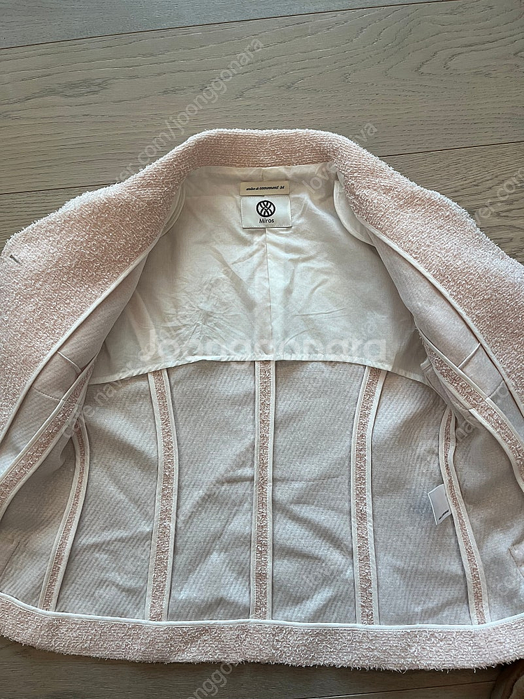 쎄모먼 미로스(34) 25만원--4