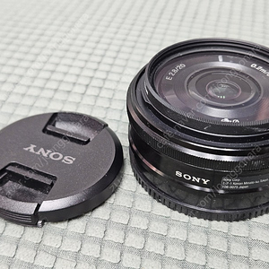 소니e 20mm f2.8 팬케익 렌즈