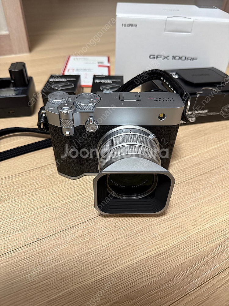 후지필름 GFX100RF 실버 세트 팝니다.--1