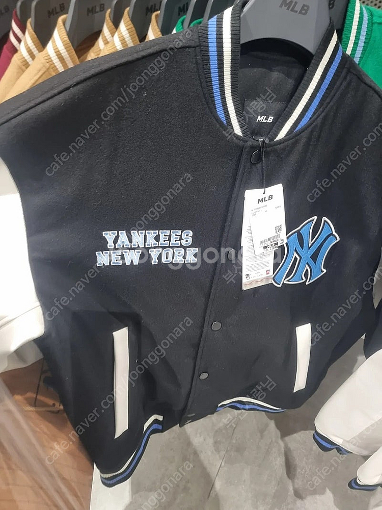 MLB 와펜 로고 바시티자켓 완전새상품 저렴히판매!--0