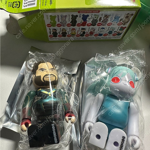 베어브릭 49탄 아티스트, 히어로