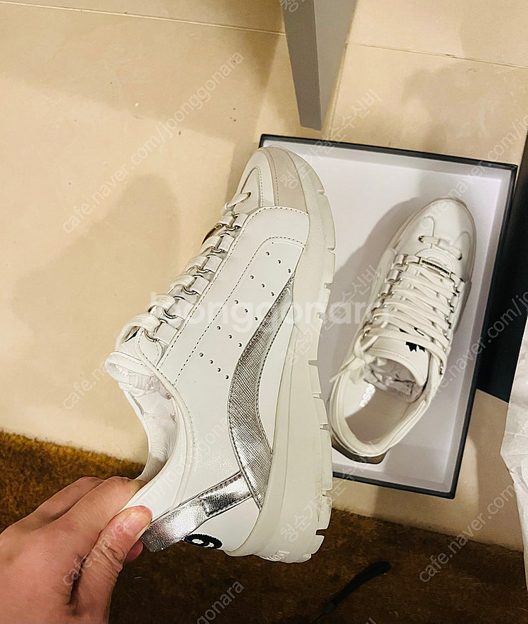디스퀘어드2 글리터스니커즈--1