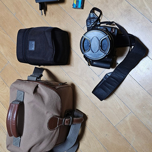캐논 카메라 kiss 디지털-X (400D) + 시그마 10-20mm 4.5-5.6 렌즈 세트 13만원