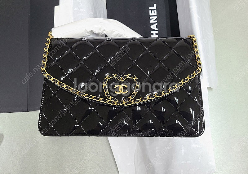[정품] 샤넬 24C 하트 CC로고 페이던트 플랩 체인...--0