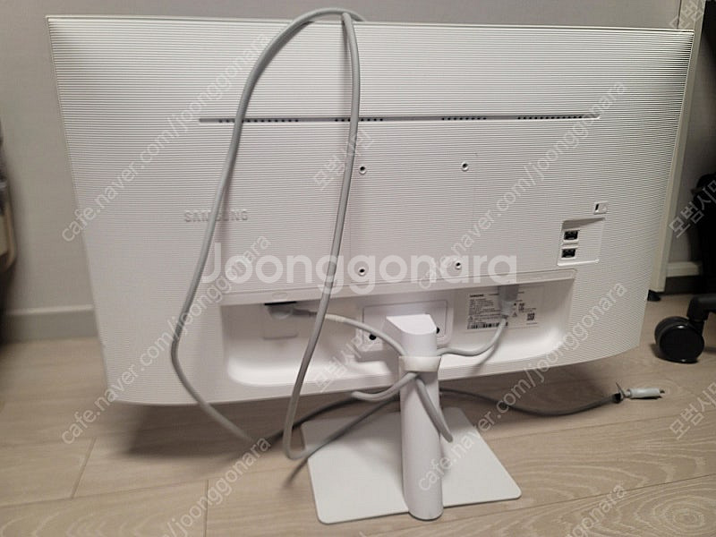 삼성 M5 스마트 모니터 27인치 화이트--1