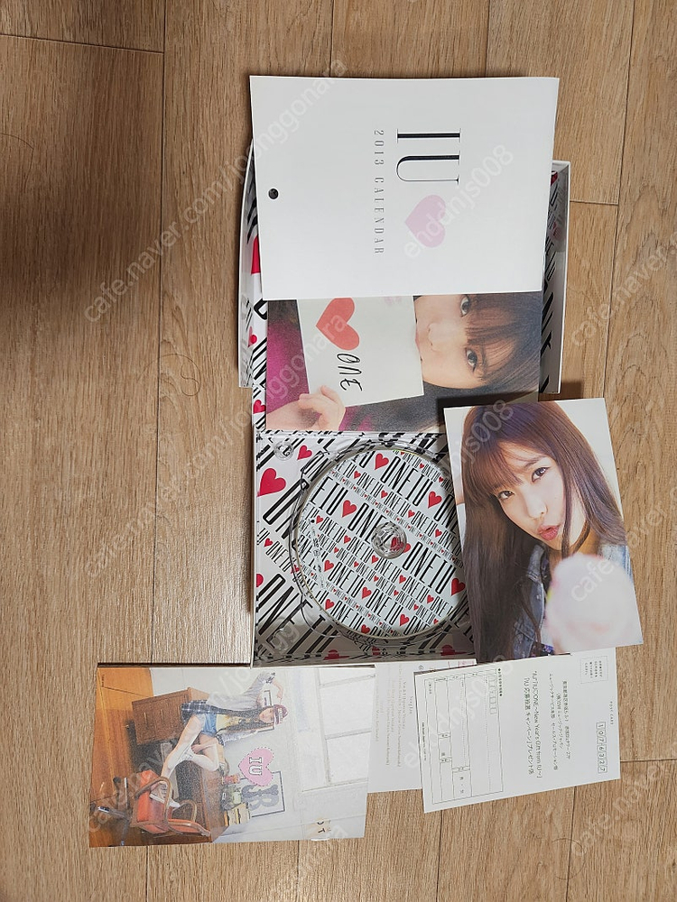 아이유 일본 한정판 앨범 팝니다.(iu one) 이미지