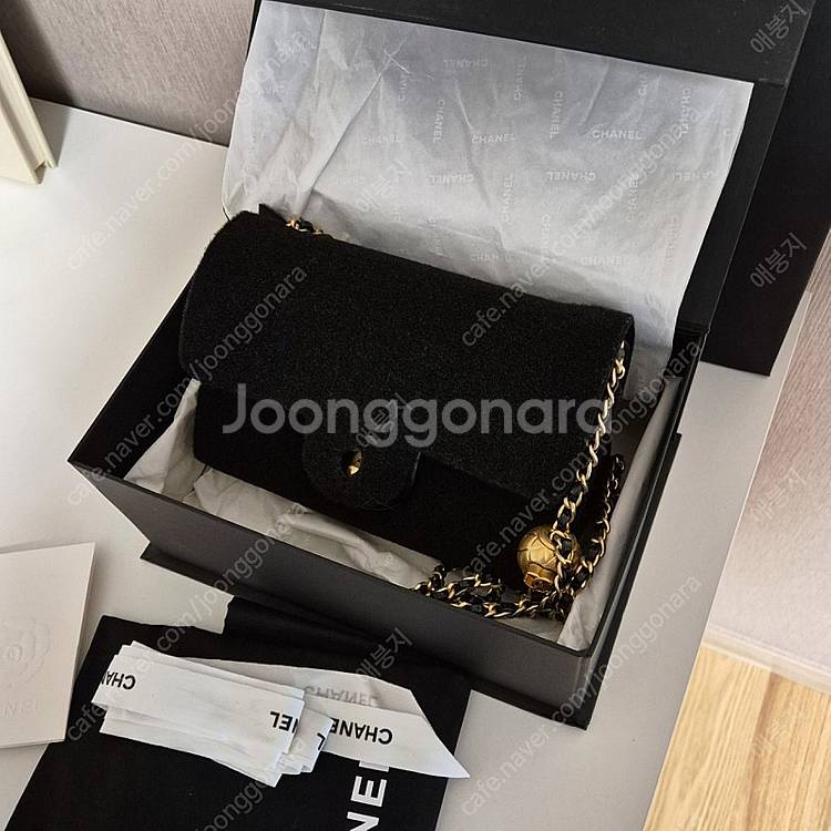 정품)샤넬 골드볼 뉴미니 새상품급--9