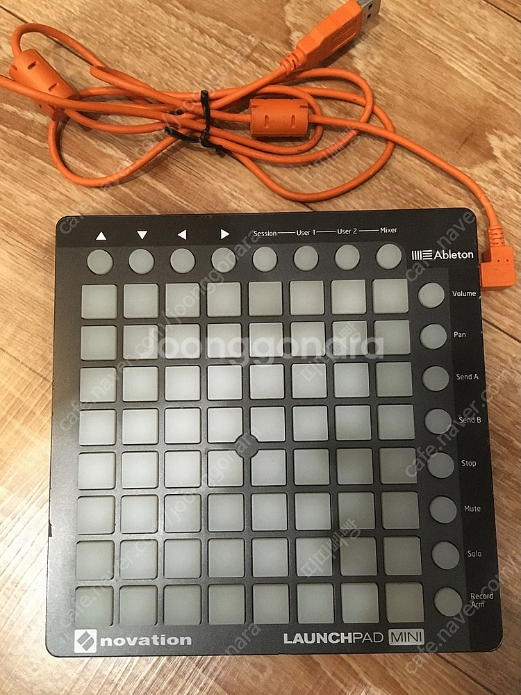 Novation LaunchPAD MINI Mk2 | ...--0