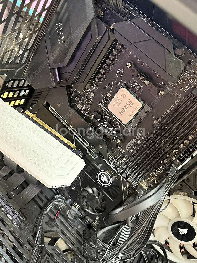 AMD 5950X + X570 Taichi Razer ...--1