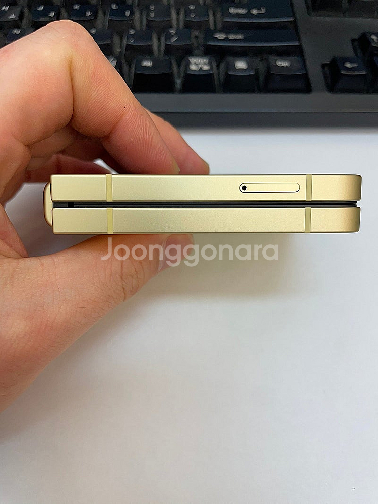 갤럭시Z플립6 옐로우 256GB 무잔상 가성비좋은 중고...--5